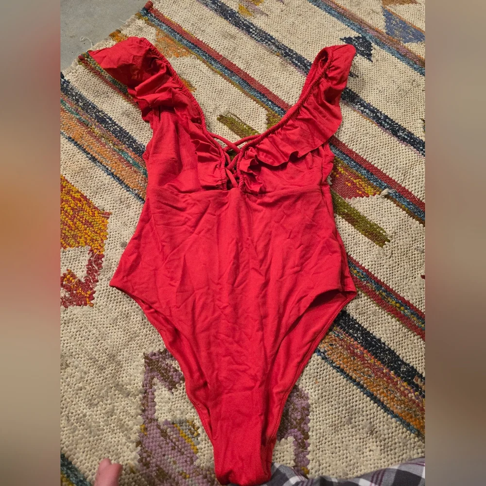 H&M Red Ruffled Kids Bodysuit - Picture 1 of 3